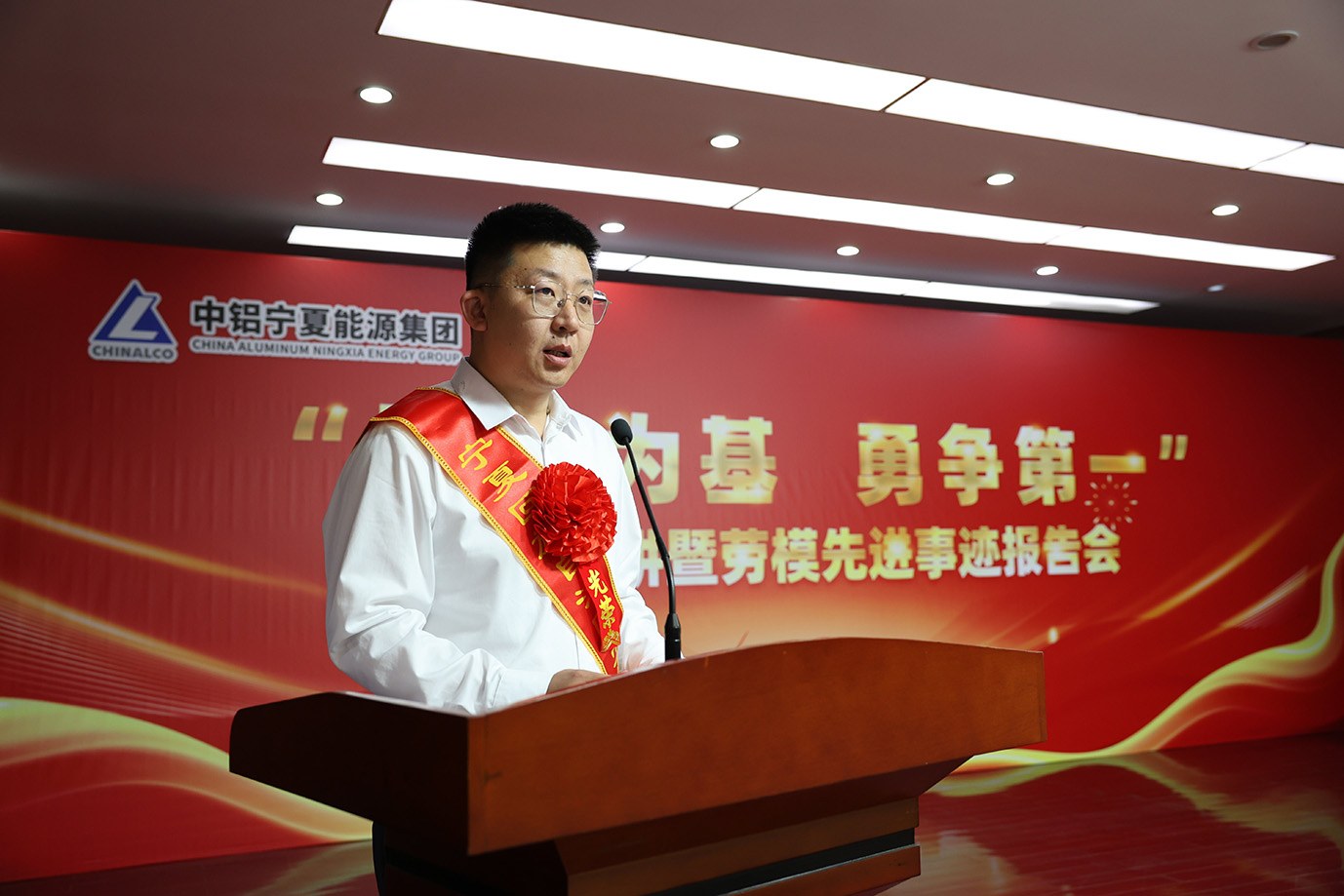 中国香港六开现场直播